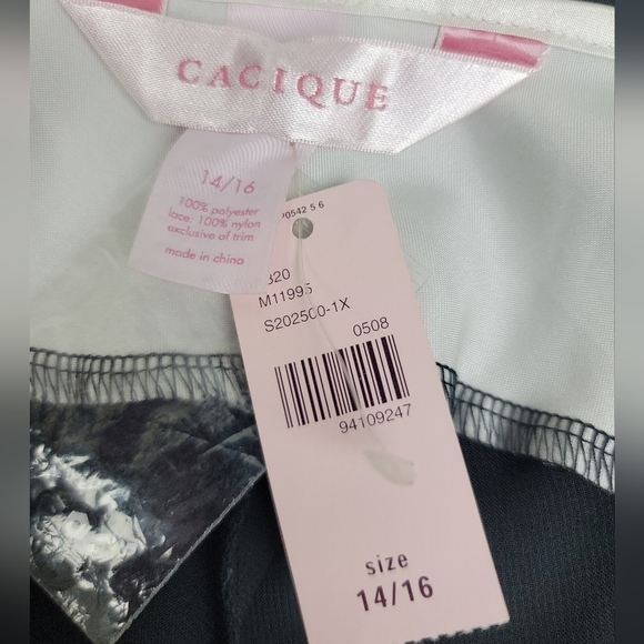 *NWT*Cacique Intmates Sequins and Lace Chemise Babydoll Camisole Plus‎ Size 1X - Picture 4 of 7